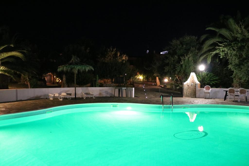 Hotel Il Castello Villaputzu Exterior foto